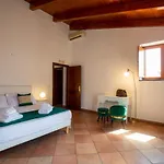 Lejlighed Rossy House